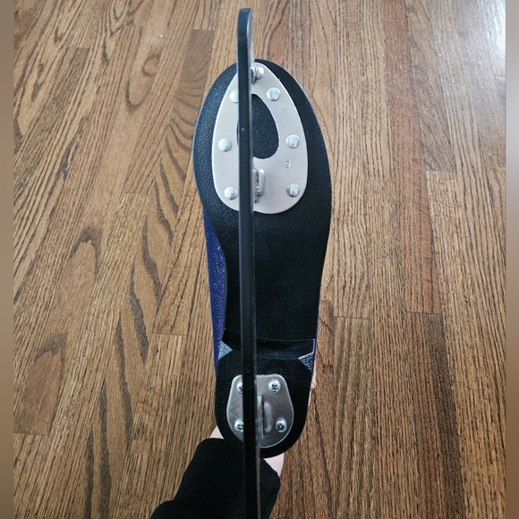 Hannah Montana Girls Figure Skates - Picture 3 of 4